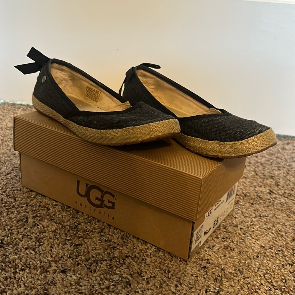 Ugg Indah black shoes